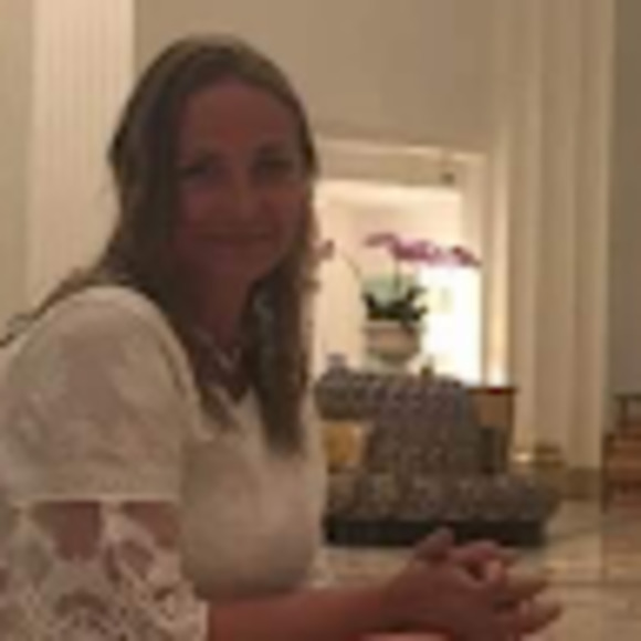 Meet your Posher, Sonya - Picture 1 of 1